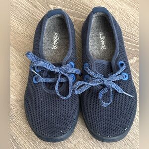 Allbirds women’s size 5 sneakers